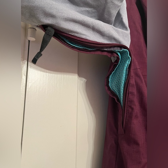 Ladies Volcom Ski/Snowboarding Jacket Shell - Picture 6 of 7